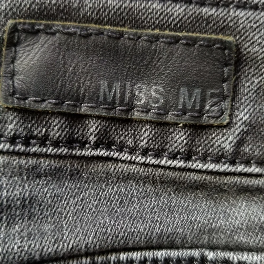 Miss Me Black Skinny Jeans
